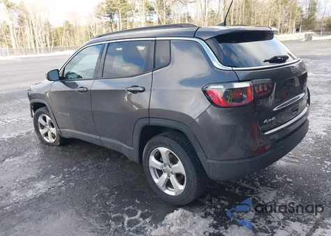 2018 Jeep Compass Latitude 4X4 from USA, damaged, VIN 3C4NJDBB7JT458003